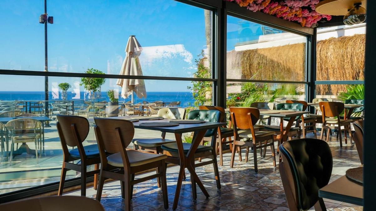 Ada Port Adults Only Hotel